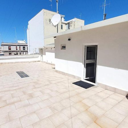 Апартаменти La Terrazza Tra I Tetti Studio - Bari Centro Екстер'єр фото